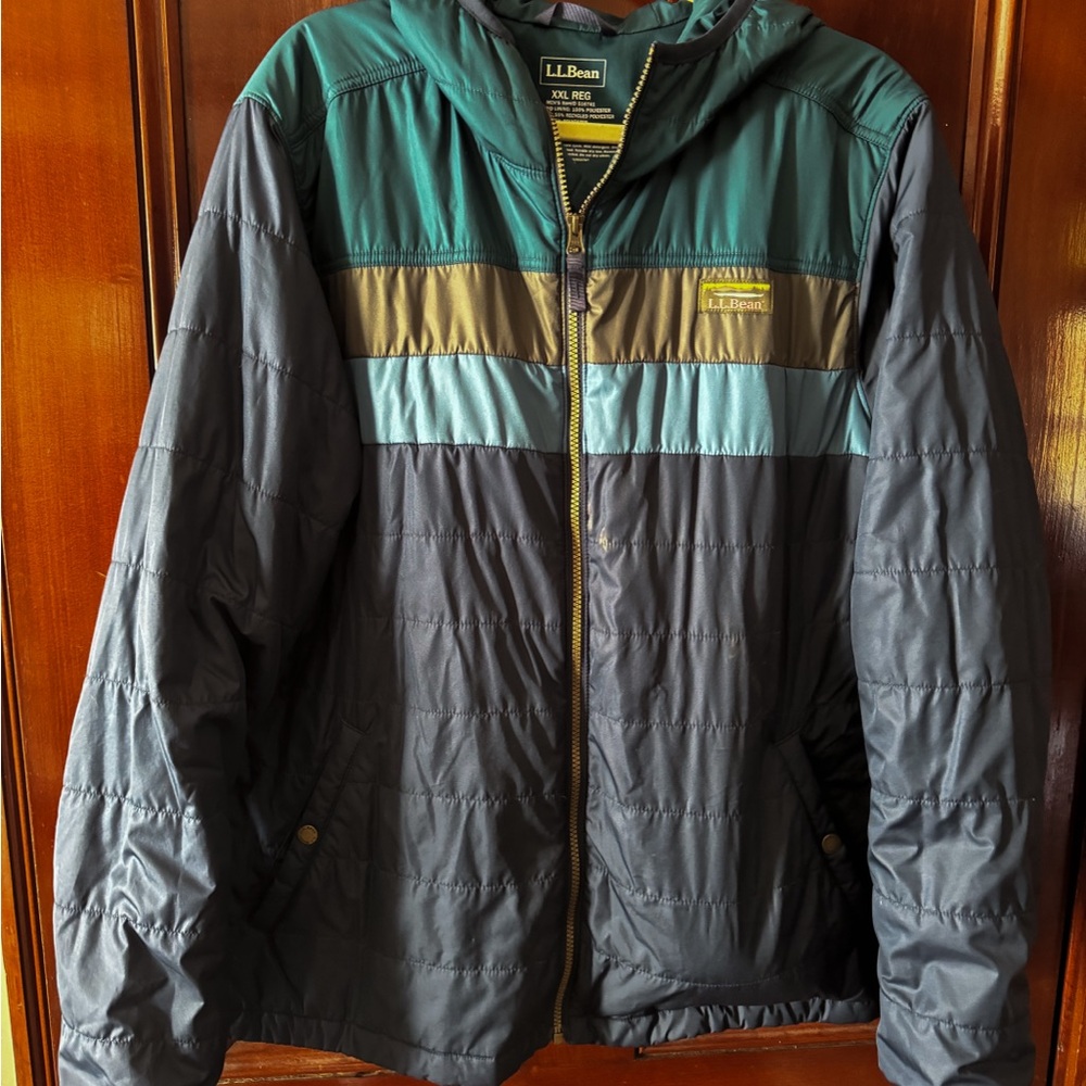 L.L. Bean Men's Teal and Blue colorblock Puffer Jacket